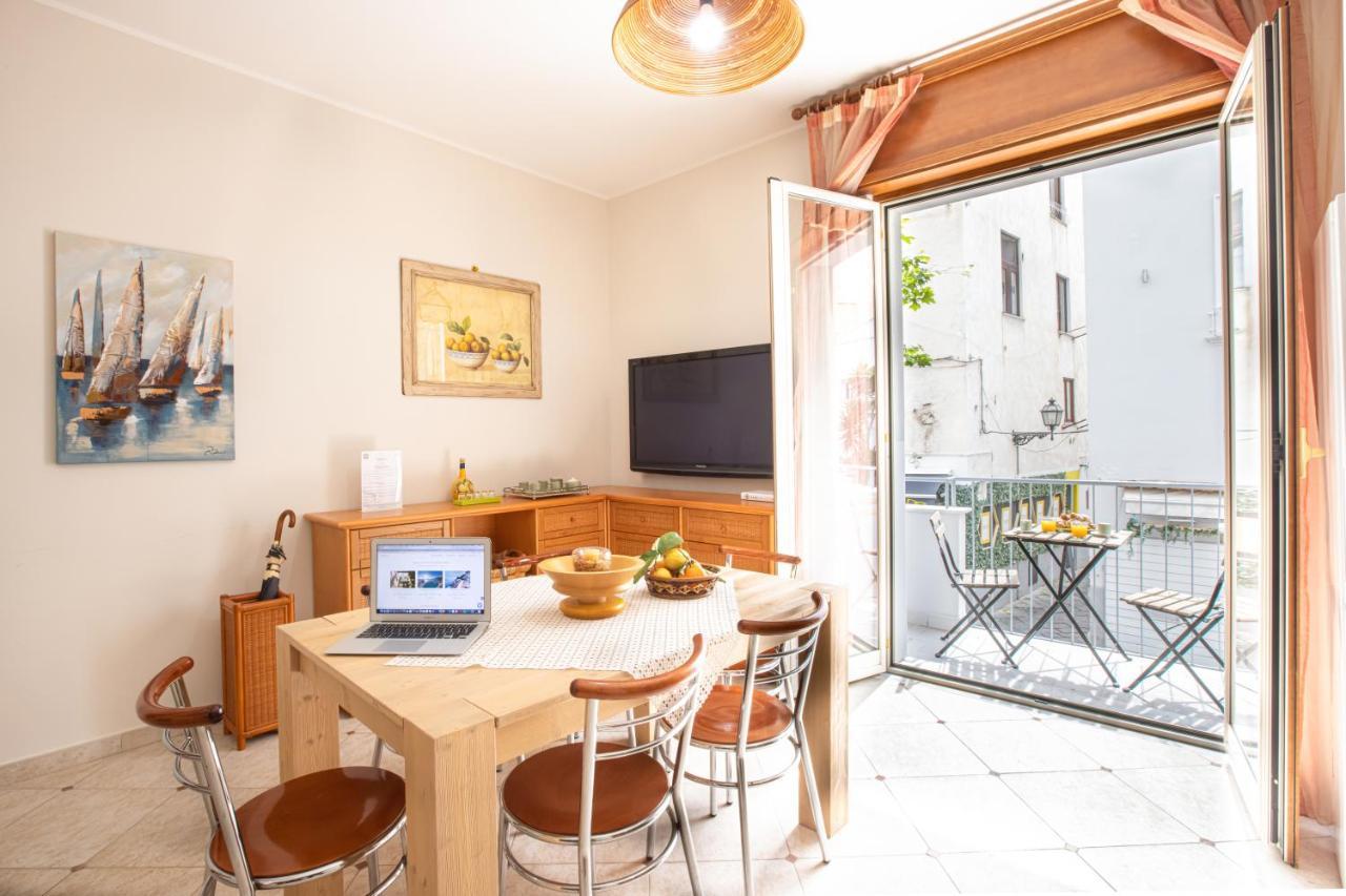 Sorrentovibes - Spacious 3 Bedrooms Apartment In Sorrento Oldtown Exterior photo