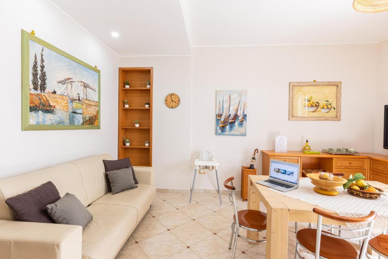 Sorrentovibes - Spacious 3 Bedrooms Apartment In Sorrento Oldtown Exterior photo